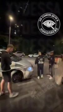 Одесситы против ТЦК. Компания молодых людей прогнала военкомов, которые устроили облаву на 5-й станции Фонтана