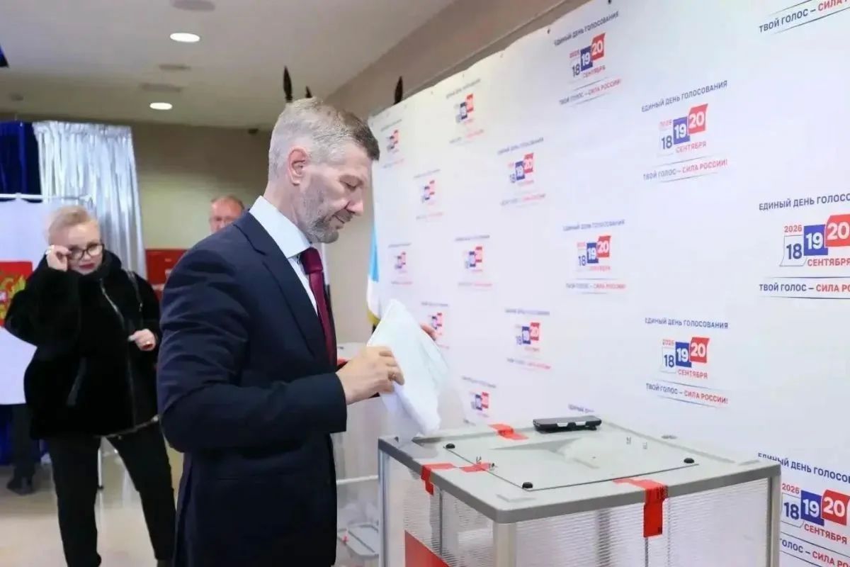 Губернаторы-секретари реготделений Единой России проголосовали на выборах на Дальнем Востоке и в Сибири Губернаторы-секретари реготделений Единой России проголосовали на выборах на Дальнем Востоке и в Сибири