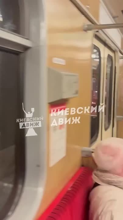 С утра в Киеве парализованы все основные мосты через Днепр после атак ВС РФ